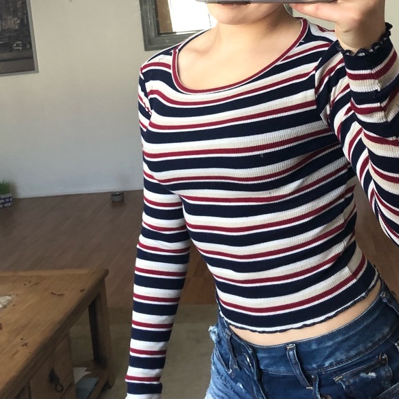 Striped Cropped Forever 21 Long Sleeve - Picture 3 of 3
